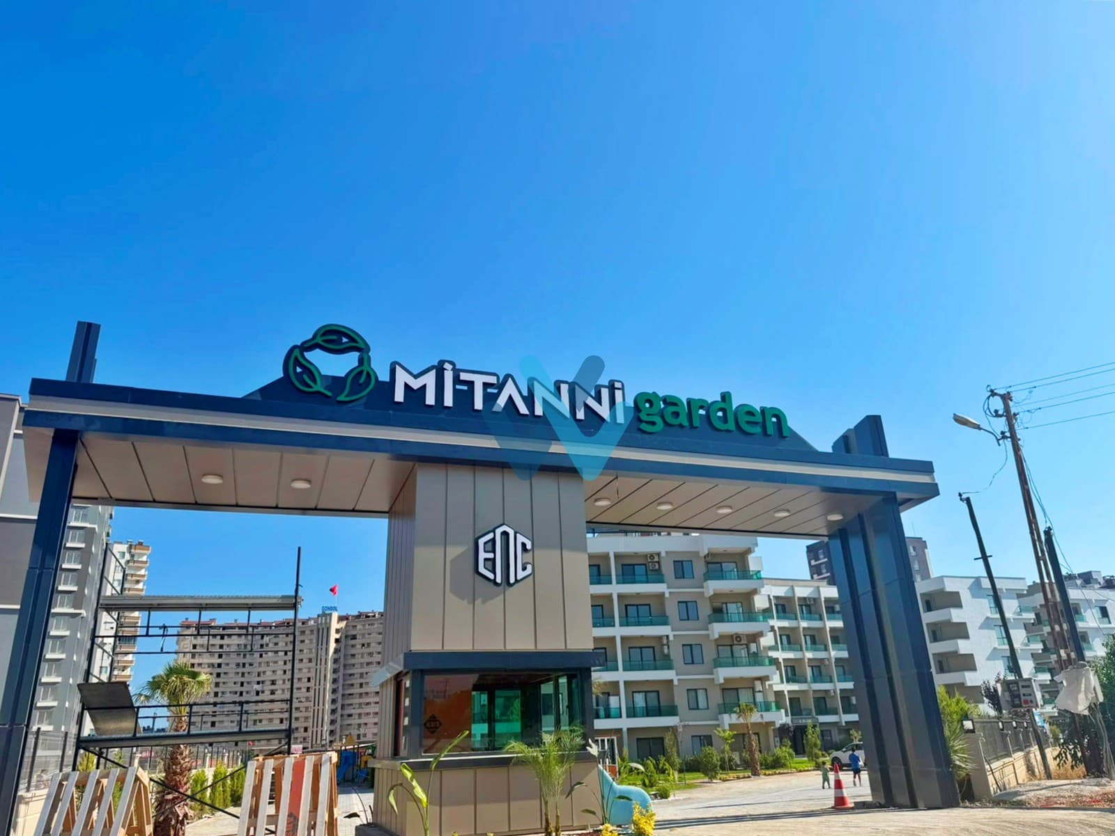 WİN'DEN MODERN TASARIMA SAHİP SATILIK 1+1 YAZLIK