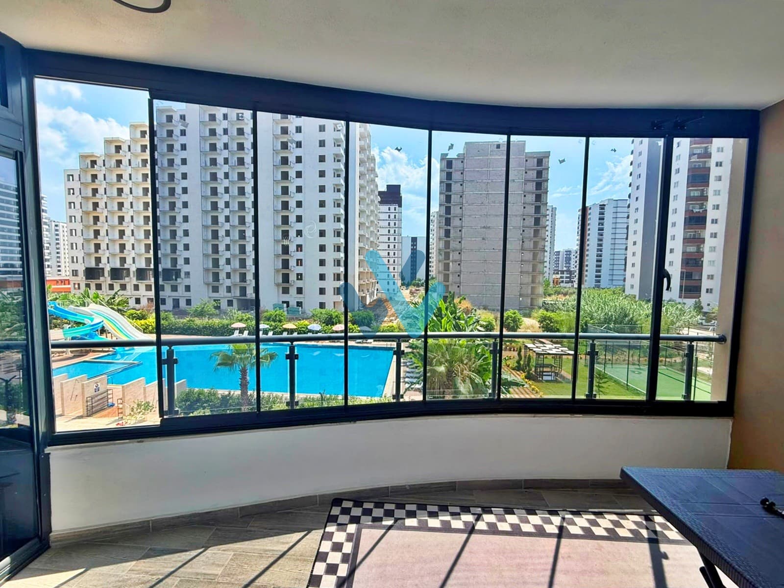 WİNDEN ARPAÇBAHŞİŞTE ASTRA TOWERDA HAVUZ CEPHE 1+1 EŞYALI YAZLIK