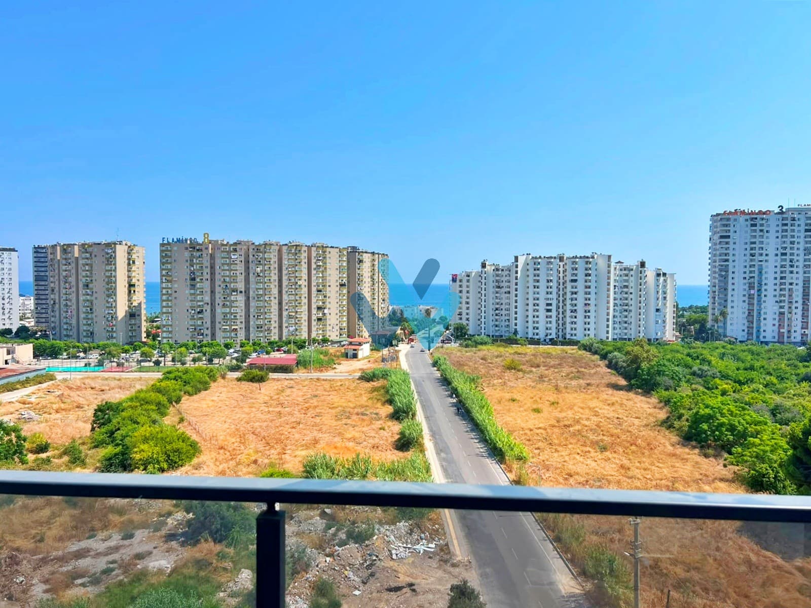 WİN'DEN TÖMÜK'TE ÖNÜ KAPANMAZ DENİZE YAKIN 3 CEPHELİ 1+1 YAZLIK
